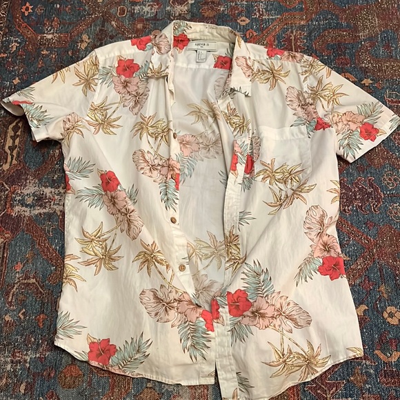 Floral button up - Picture 1 of 3